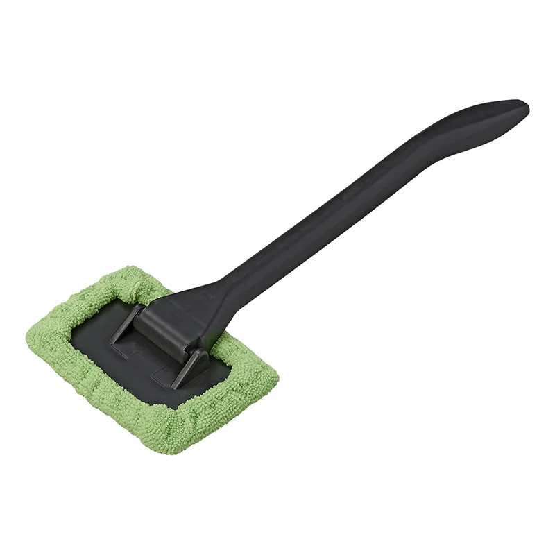 Tuulilasin sisäpuhdistaja